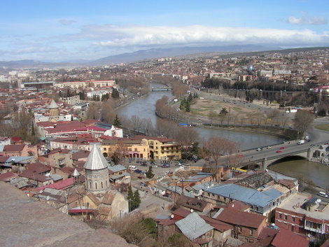 Georgia (vistas Tbilisi), Viajar a Georgia: Consejos, transporte, alojamiento, visitas