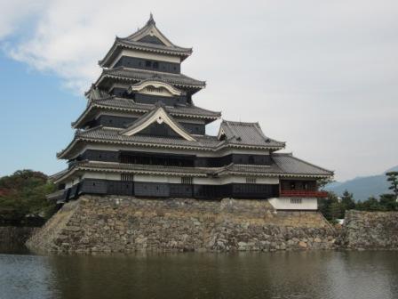 Castillo de Matsumoto ... impresionante., Shirakawago, Hida-no-sato: Aldeas tradicionales en Japón 0
