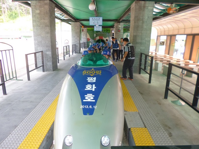 Cable car para bajar al Tercer Tunel de la DMZ, Visitar DMZ: Frontera entre Corea Del Sur y del Norte