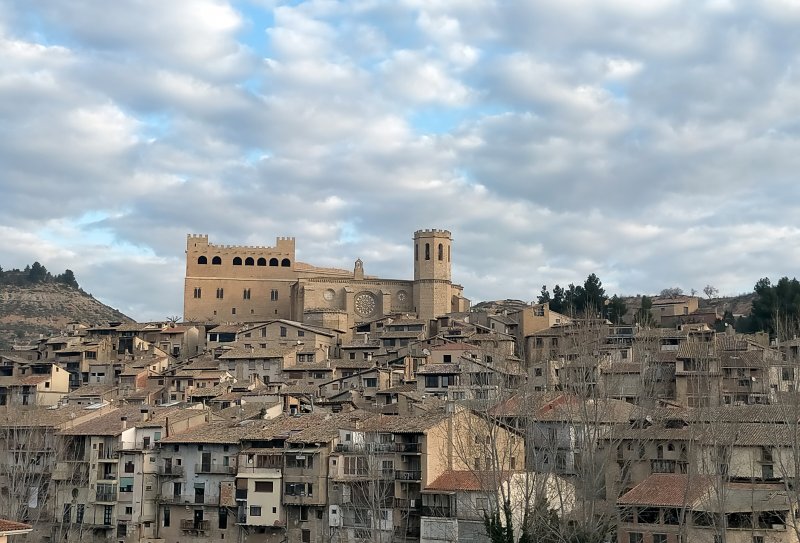 Valderrobres, pueblo bonito: Qué ver - Matarraña, Teruel ✈️ p88 ✈️ Los  Viajeros