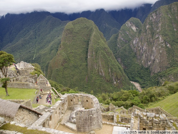 Machu Pichu, grandioso entre montañas y niebla