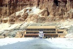 Vista desde lejos de La sonrisa de Hatshepsut