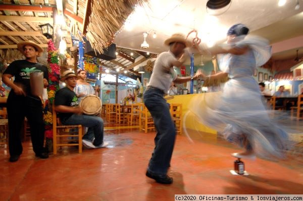 Foro de Santo Domingo: Bailes República Dominicana