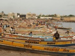 Dakar - Arrival of fishing canoes