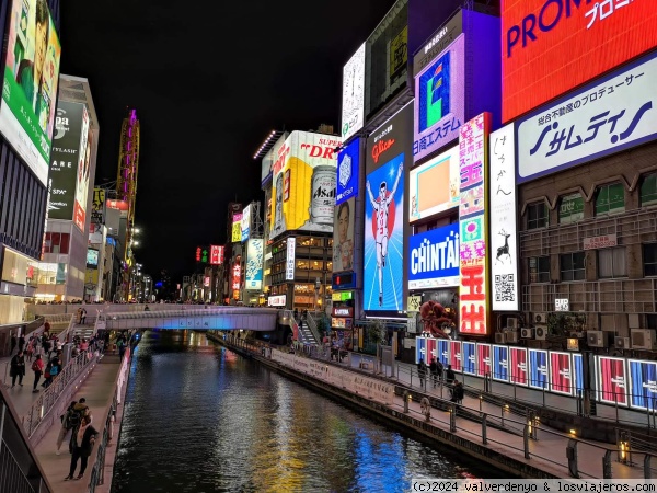 Canal en Dotonbori
Canal en Dotonbori con Glico
