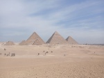 Día 1 de Octubre. Visita a las pirámides de Giza y el Museo de El Cairo.