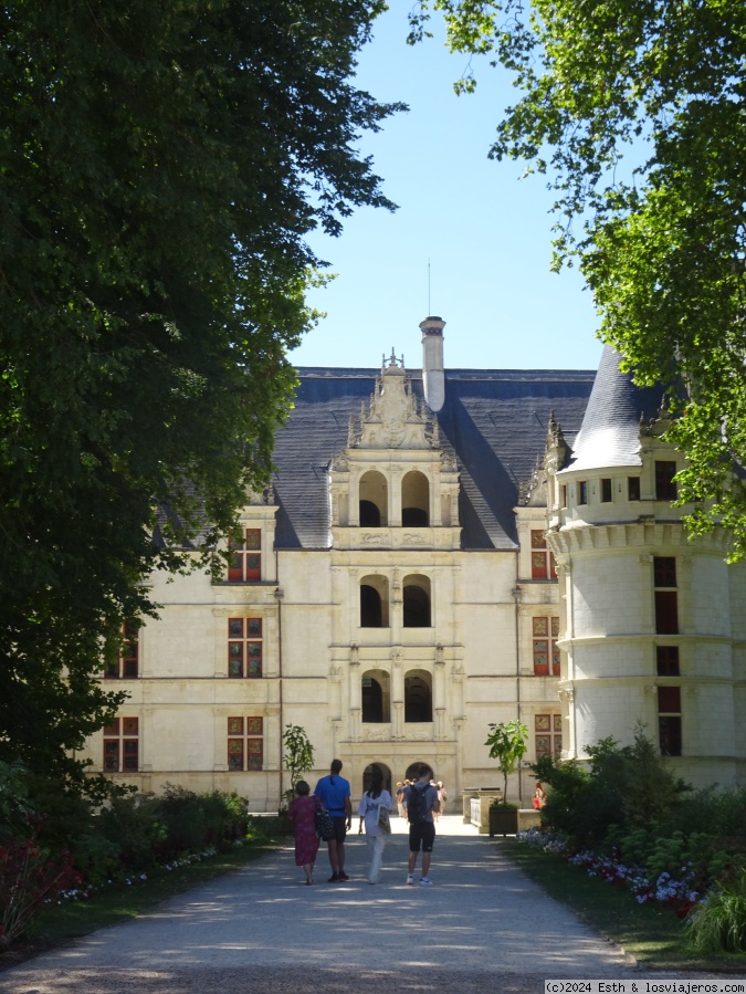 Richelieu, Rivau, Azay-le-Rideau, Ussé, Langeais, Villandry, Tours - Ruta nómada en coche por los Castillos del Loira (Agosto 2022) (2)