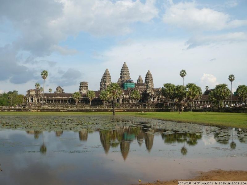 Foro de Conductores De Tuk Tuk: Angkor Wat y su reflejo