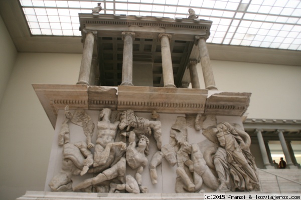Pergamo
Altar de Pergamo en el Museo de Pergamo de Berlín
