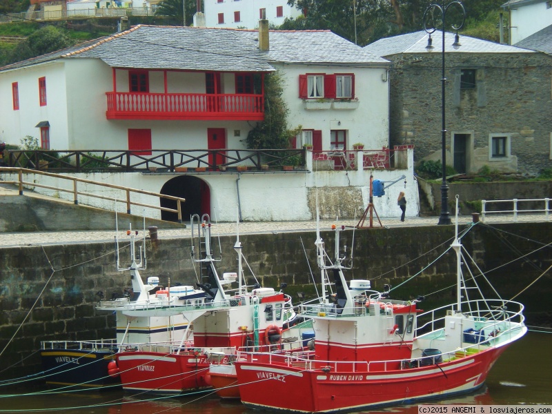 Puerto pesquero de Viavélez (Principado de Asturias) ✈️ Fotos de España ✈️  Los Viajeros
