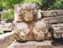 Tres calaveras en Copan - Honduras
Three skull in Copan - Honduras
